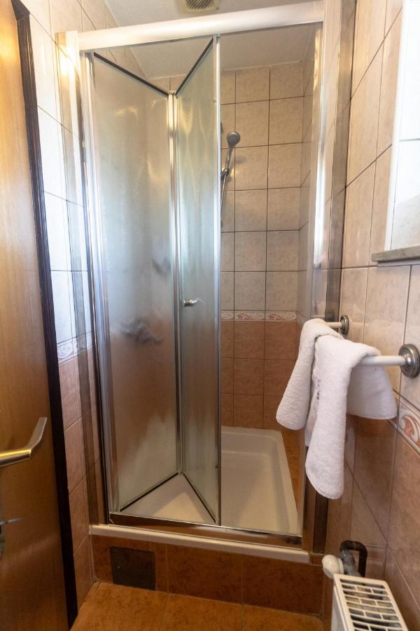Motel Atos Laktaši エクステリア 写真